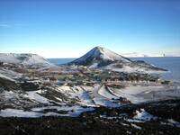 McMurdo from Hut Ridge Trail.JPG